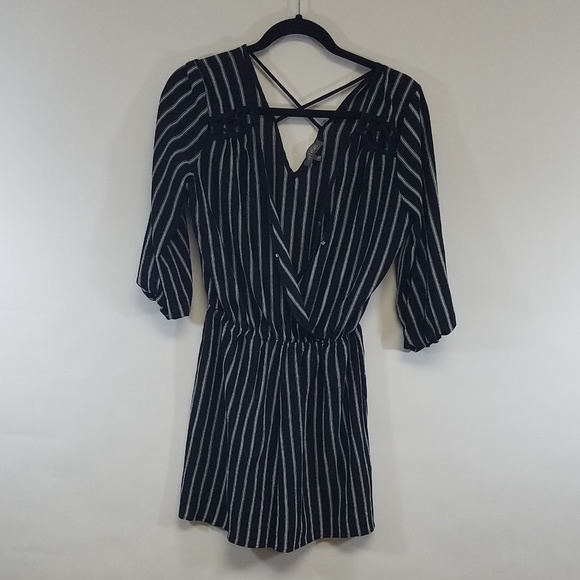 Rags to Wishes | Black white pinstripe Romper | L - Picture 1 of 8